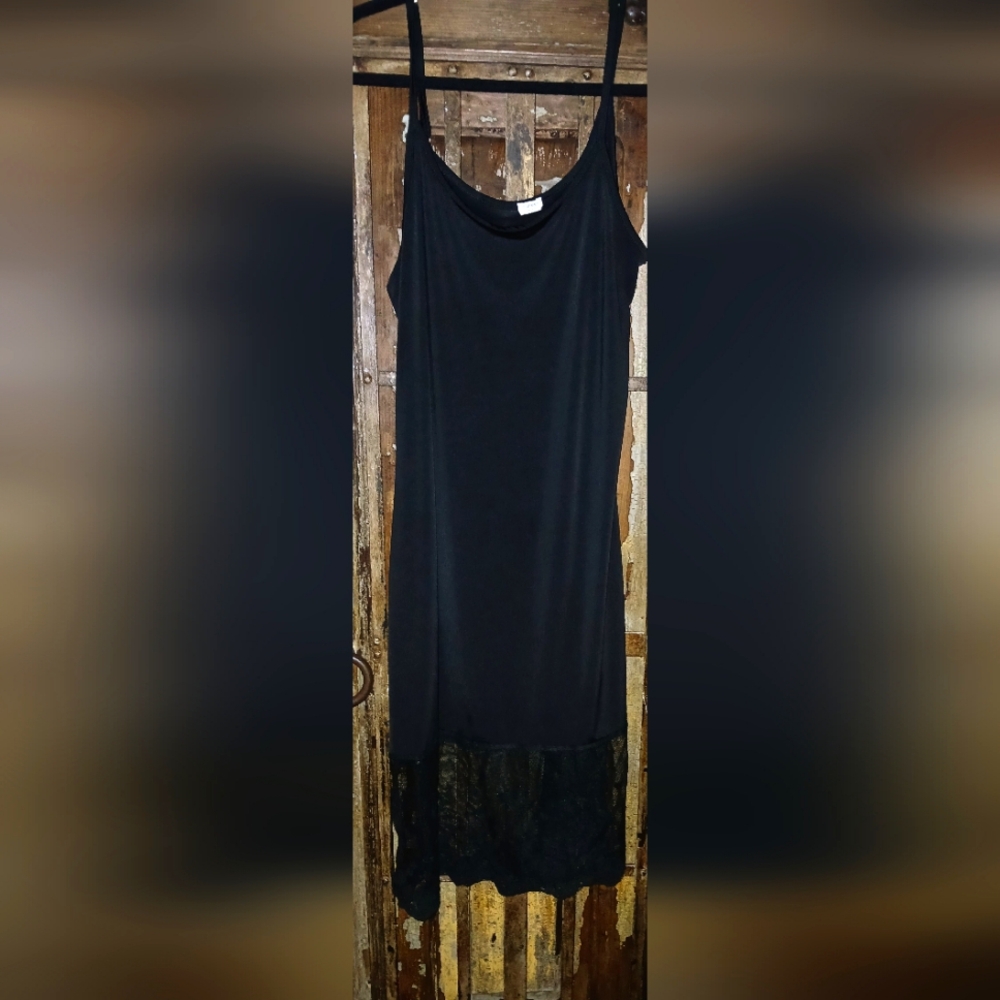 L Cameo Slip Dress Black
